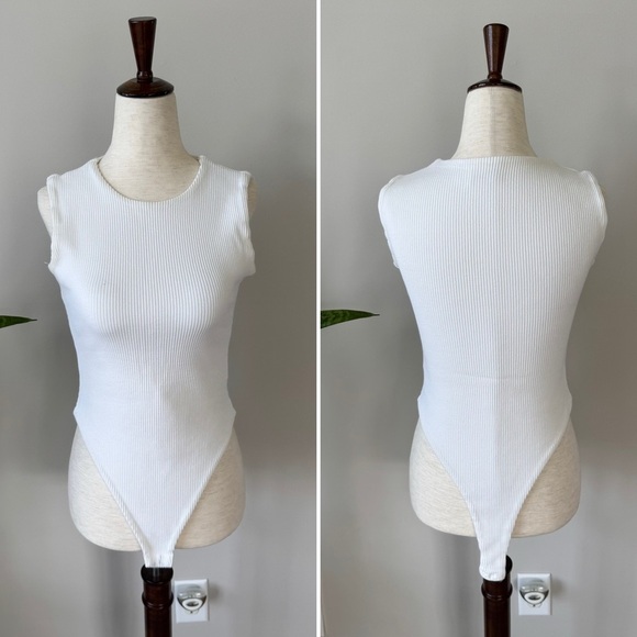 SNDYS Everywhere White Sleeveless Ribbed Bodysuit - Picture 1 of 8